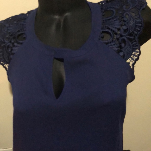 Express Blouse - Picture 5 of 5